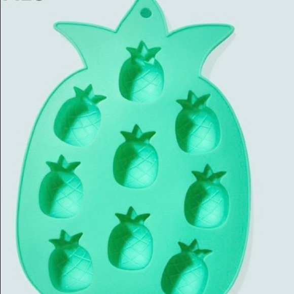 PINEAPPLE SHAPED ICE MOLD - Picture 5 of 9